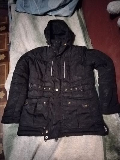 Лот: 24792257. Фото: 1. Зимняя куртка на мальчика. Верхняя одежда