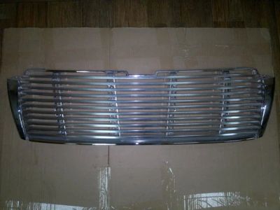 Лот: 6185745. Фото: 1. Решётка радиатора. Toyota Land... Кузов