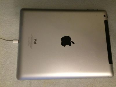 Лот: 5411698. Фото: 1. iPad 4 32GB 4g/sim + WI-FI retina... Планшеты