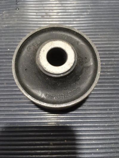 Лот: 21717636. Фото: 1. сайлентблок Chevrolet. Ходовая, подвеска, рулевое управление