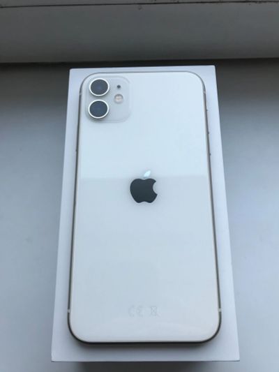 Лот: 17230398. Фото: 1. Iphone 11. Смартфоны