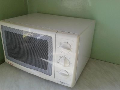 Лот: 4423704. Фото: 1. Микроволновка полностью рабочая... Микроволновки, мини-печи