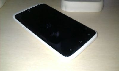 Лот: 3175764. Фото: 1. Смартфон HTC One X 4,7" 32Gb White... Смартфоны