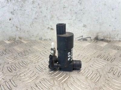 Лот: 25318834. Фото: 1. насос омывателя Ford Focus CB8. Двигатель и элементы двигателя