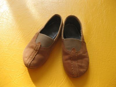 Лот: 11089601. Фото: 1. Чешки коричневые -17,5 см. Другое (обувь)
