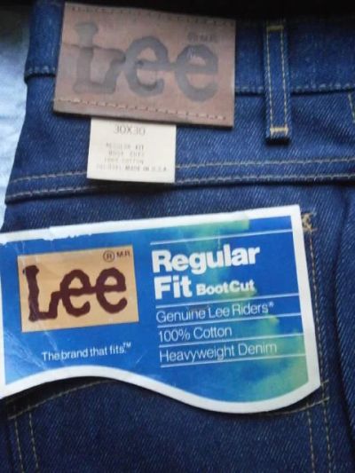 Лот: 10680469. Фото: 1. Джинсы Lee Riders Regular Fit... Брюки, джинсы, шорты
