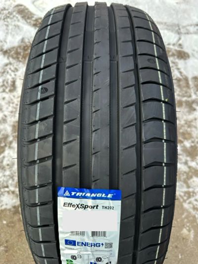 Лот: 25009481. Фото: 1. Летняя резина 255/30 R-19 "Triangle... Шины
