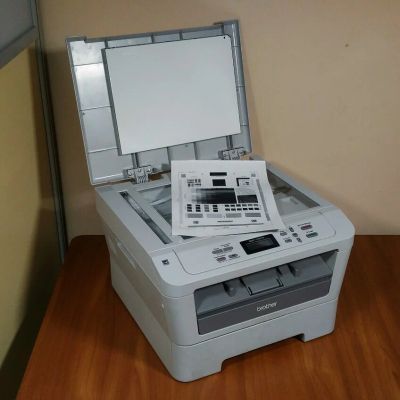Лот: 11832123. Фото: 1. Мфу лазерное c Wi-Fi brother dcp-7057WR... МФУ и копировальные аппараты