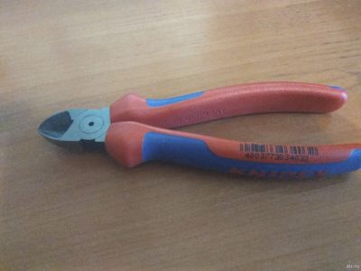 Лот: 13857533. Фото: 1. Бокорезы Knipex. Ручной инструмент