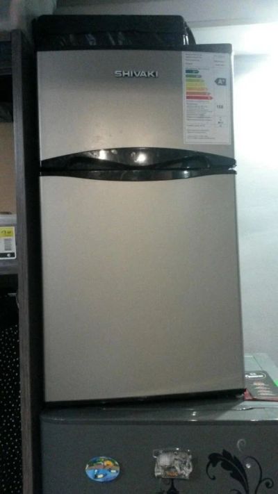 Лот: 10594041. Фото: 1. холодильник в отличном состоянии... Холодильники, морозильные камеры