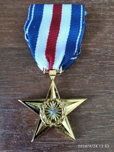 Лот: 22165430. Фото: 1. Медаль "Серебряная звезда" (США... Вещи известных людей, автографы