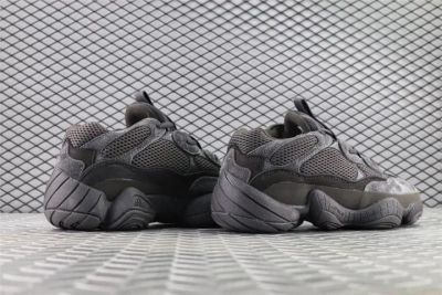 Лот: 12307741. Фото: 1. Кроссовки Adidas Yeezy 500. Кеды, кроссовки, слипоны