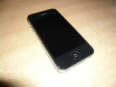 Лот: 3177469. Фото: 1. Iphone 4 8gb black РСТ. Смартфоны