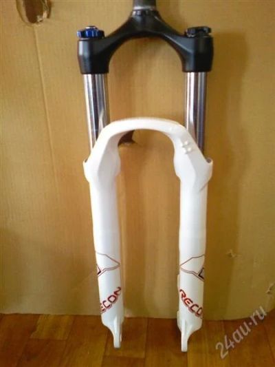 Лот: 833592. Фото: 1. Аморт. вилка Rock Shox Recon Silver... Запчасти