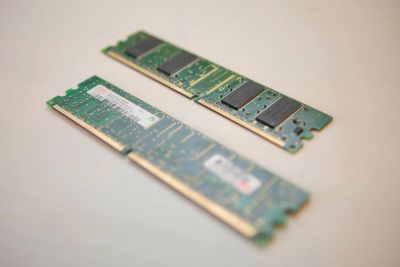 Лот: 6731157. Фото: 1. 256 Mb DDR 400 Hynix PC3200U-303330... Оперативная память