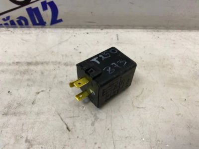 Лот: 21713791. Фото: 1. реле поворотов Chevrolet Aveo... Электрооборудование
