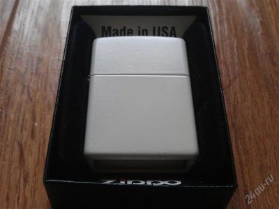 Лот: 1184117. Фото: 1. Zippo с рубля! Белая матовая Оригинал... Сувенирные мелочи