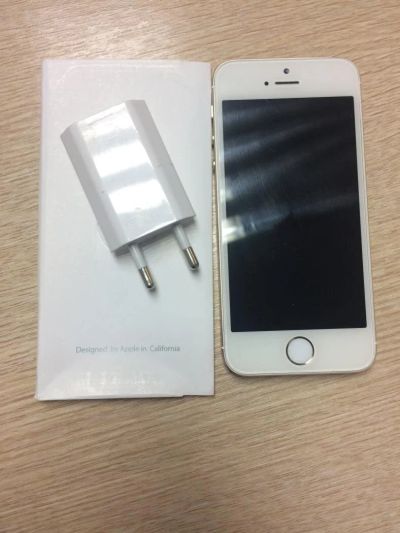 Лот: 10529486. Фото: 1. Iphone 5s. Смартфоны