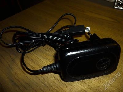 Лот: 481457. Фото: 1. Зарядное устройство для Motorola... Зарядные устройства, блоки питания, адаптеры сетевые для смартфонов