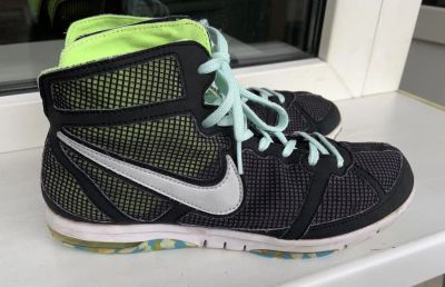 Лот: 17593165. Фото: 1. Кроссовки NIKE. Кеды, кроссовки, слипоны