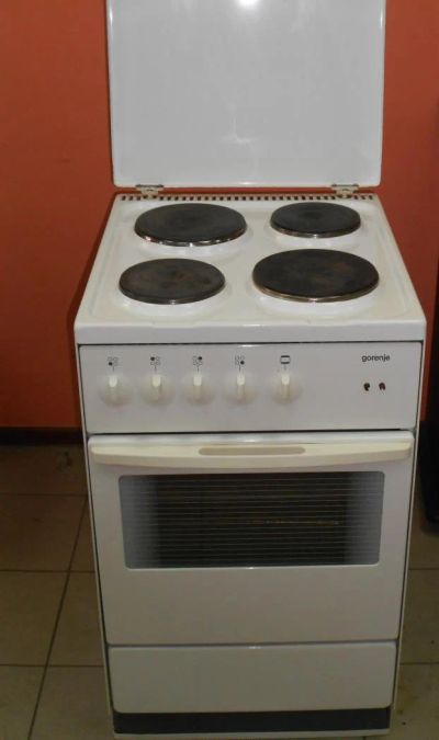 Лот: 7089986. Фото: 1. Плита Gorenje полностью рабочая. Плиты, духовые шкафы, варочные поверхности
