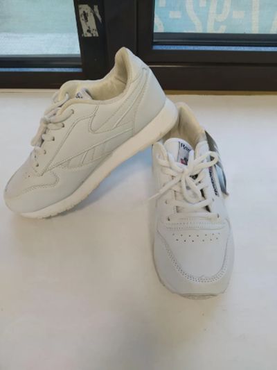 Лот: 19357148. Фото: 1. Кроссовки Reebok 36 размер, новые. Кеды, кроссовки, слипоны