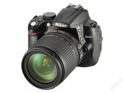 Лот: 1108108. Фото: 1. nikon d5000 af-s 18-105mm vr... Цифровые зеркальные