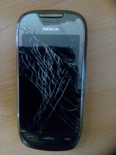 Лот: 7104010. Фото: 1. nokia c7. Кнопочные мобильные телефоны