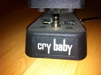 Лот: 3154075. Фото: 1. DunLop Cry Baby. Гитарные эффекты и комбоусилители