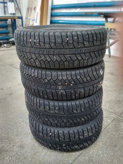 Лот: 12053192. Фото: 1. Автошины ContiWinterViking2 195... Шины