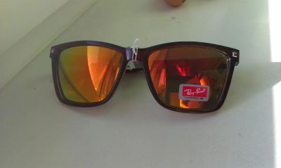 Лот: 3861161. Фото: 1. Солнцезащитные очки RayBan wayfarer... Очки солнцезащитные