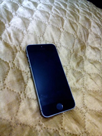 Лот: 8795099. Фото: 1. Продам IPhone 5s. Смартфоны