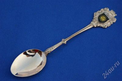 Лот: 694789. Фото: 1. серебренная ложечка с солнышком... Столовые приборы, ножи