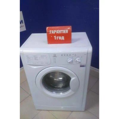 Лот: 25722459. Фото: 1. Стиральная машина Indesit WISL... Стиральные машины