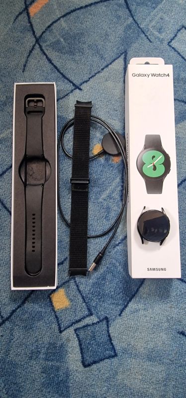 Лот: 25524416. Фото: 1. Galaxy watch4. Смарт-часы, фитнес-браслеты, аксессуары