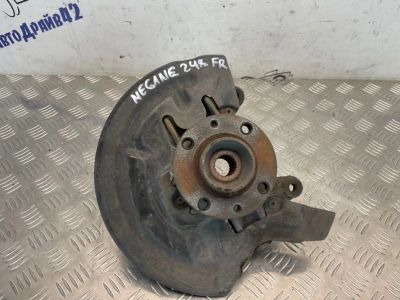 Лот: 22835864. Фото: 1. поворотный кулак Renault Megane... Двигатель и элементы двигателя