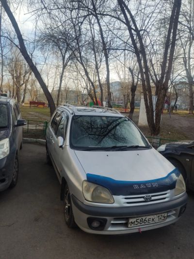 Лот: 21987210. Фото: 1. Toyota Raum. Автомобили