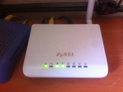 Лот: 2883238. Фото: 1. Роутер. WiFi, Bluetooth адаптеры