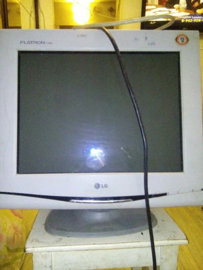 Лот: 6504397. Фото: 1. Монитор 17" LG Flatron F700B. ЭЛТ-мониторы