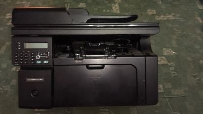 Лот: 24785846. Фото: 1. Принтер лазерный hplaserjet m1212nf... МФУ и копировальные аппараты