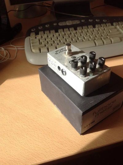 Лот: 7461196. Фото: 1. MXR Fullbore metall. Гитарные эффекты и комбоусилители
