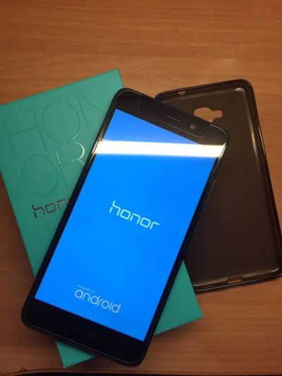 Лот: 13987899. Фото: 1. Смартфон Honor 5C (М6341). Смартфоны