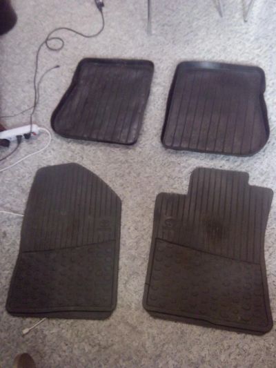 Лот: 6186381. Фото: 1. Коврики резиновые Toyota Allion. Чехлы, коврики, оплетки руля