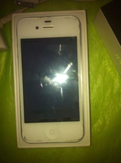 Лот: 6643491. Фото: 1. iphone 4 белый. Смартфоны