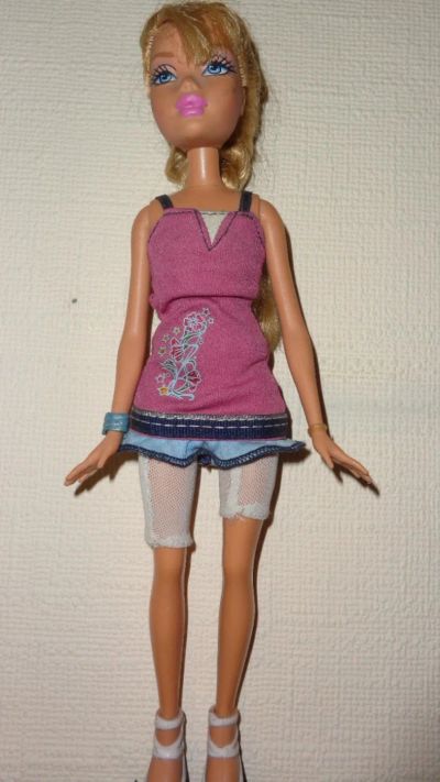 Лот: 9781800. Фото: 1. Кукла Барби старинная. Рост регулируется... Куклы и аксессуары