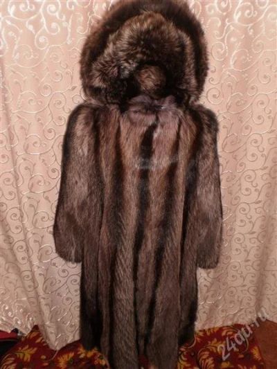 Лот: 1280499. Фото: 1. женская шуба из енота. Верхняя одежда