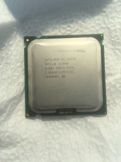 Лот: 11992423. Фото: 1. процессор intel xenon E5440. Процессоры