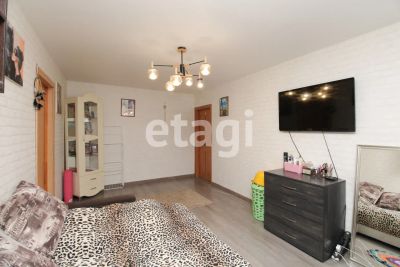 Лот: 25286539. Фото: 1. 3-комн. квартира , Красноярск... Квартиры, студии