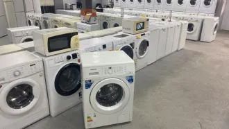 Лот: 21450742. Фото: 1. стиральная машина indesit б/у... Стиральные машины