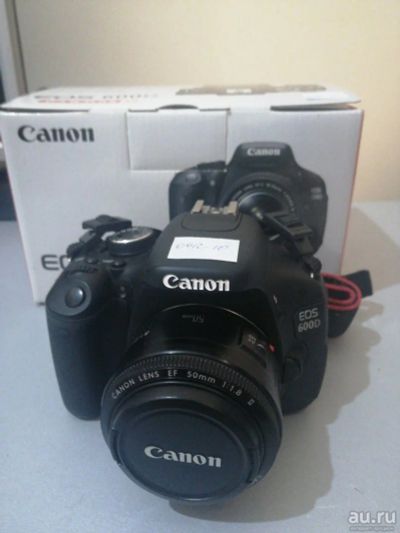 Лот: 17394744. Фото: 1. Зеркальная камера Canon EOS 600D... Цифровые зеркальные
